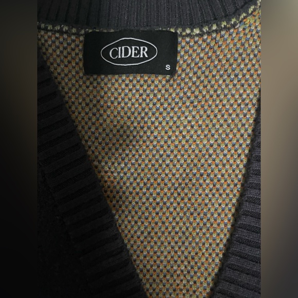 Cider Multicolor Patterned Knit - Picture 2 of 3